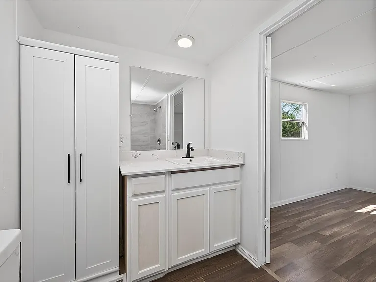 208 Yaupon Hbr — Photo 7