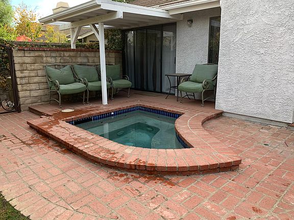 2nd image of 25912 Carillo Dr