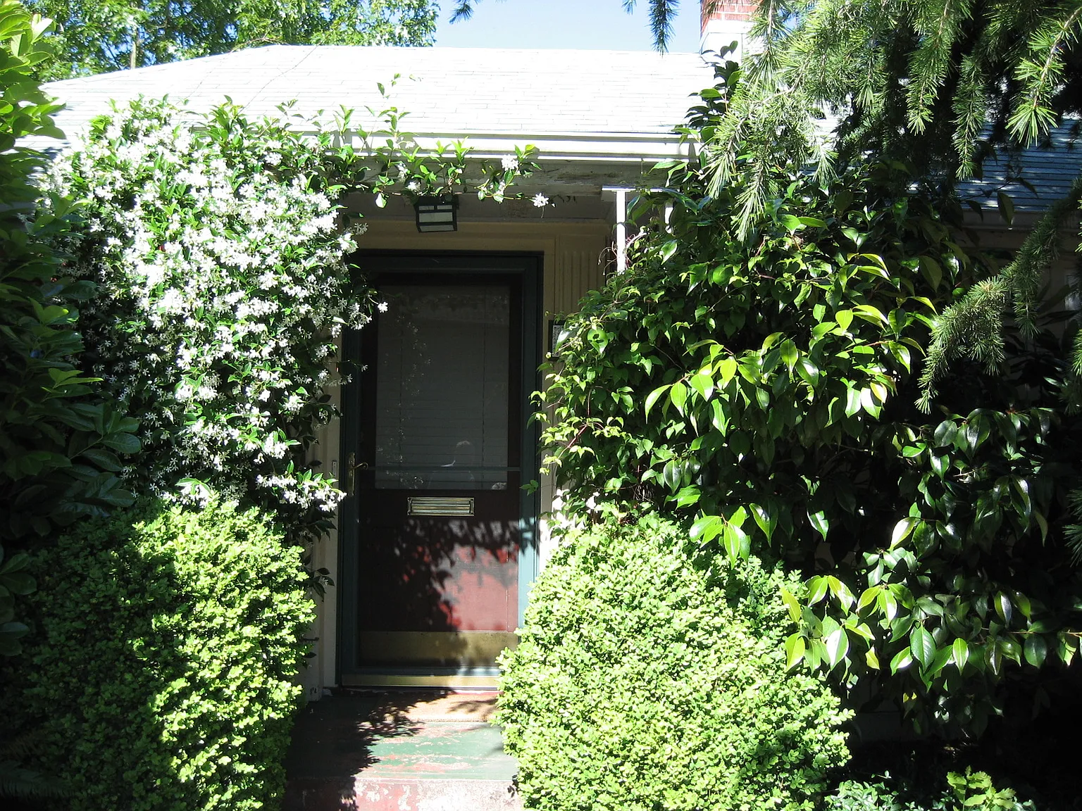 2 bed, 864 sqft, $2,150 — Photo 1