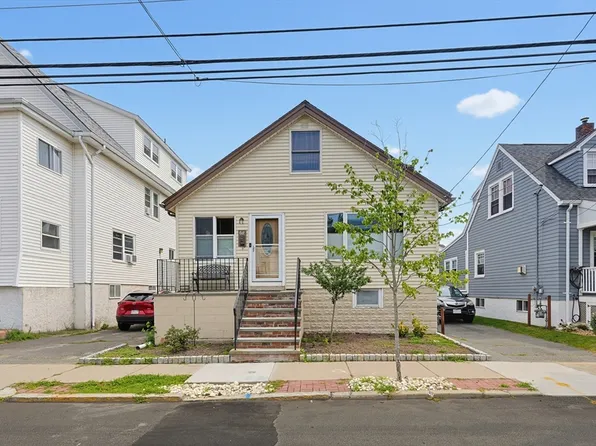 68 Lancaster Ave, Revere, MA 02151