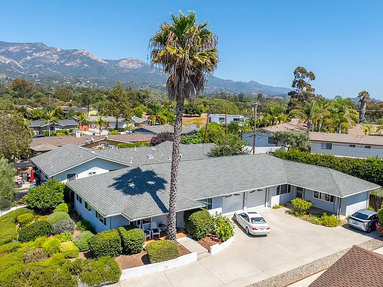 344 Rosario Dr — Photo 2