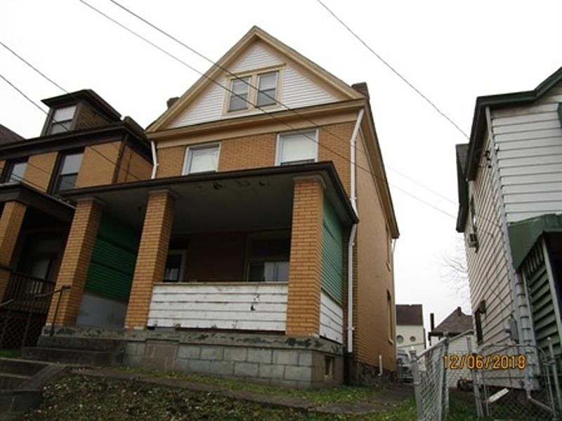 2nd image of 3017 Merwyn Ave