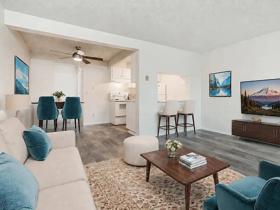 Waverly Manor Apartments