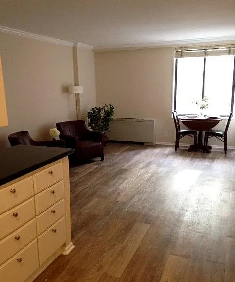 1420 N St NW #302 — Photo 1