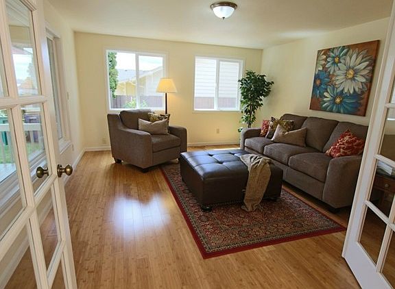 4th image of 13327 119th Ave NE