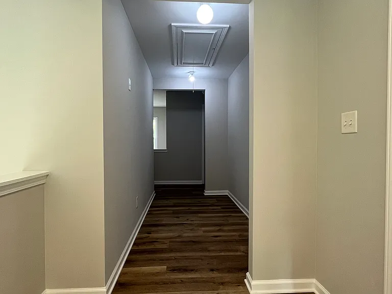 2501 Southhaven Ln — Photo 24