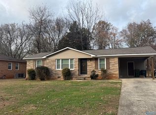 4712 Cavett Dr NW, Huntsville, AL 35810