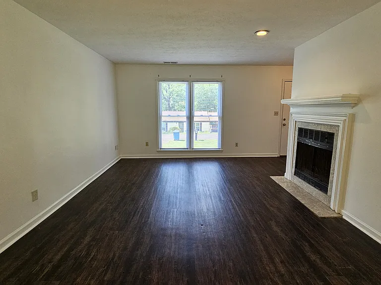 5603 Windy Willow Dr — Photo 8