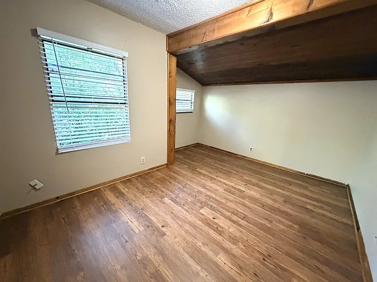 2611 Green St — Photo 8