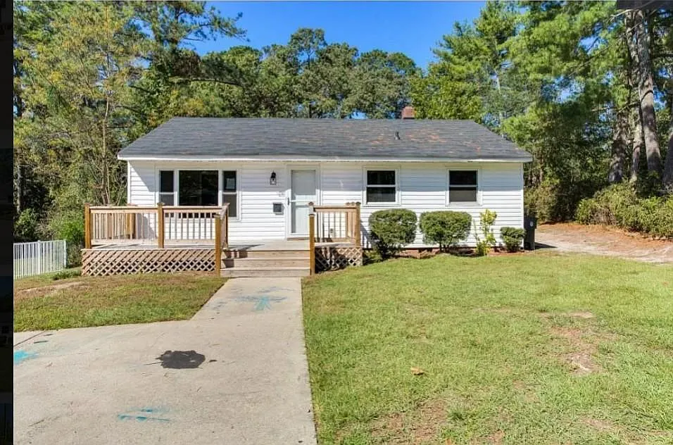200 Rowland Cir