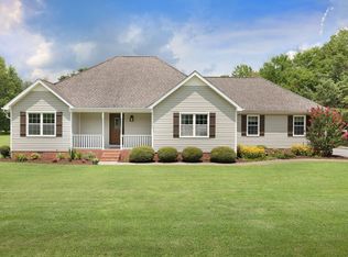 1049 Everett Dr, Smyrna, TN 37167