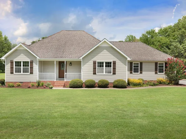 1049 Everett Dr, Smyrna, TN 37167