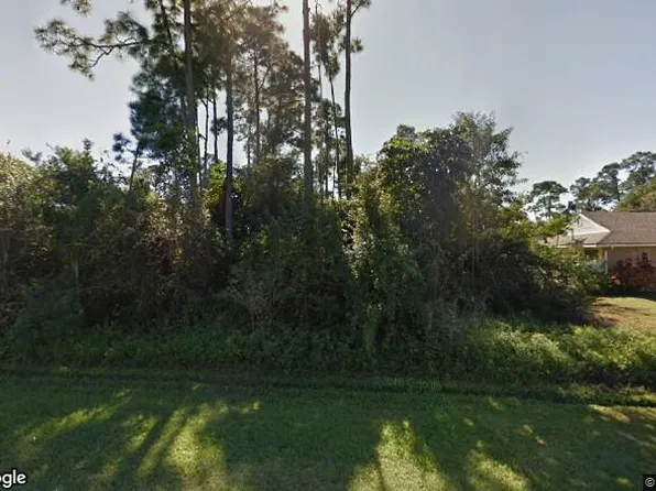 820 SE Celtic Ave, Port Saint Lucie, FL 34983