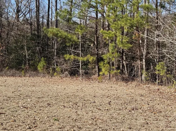 55 Spring Ln, Henderson, NC 27537