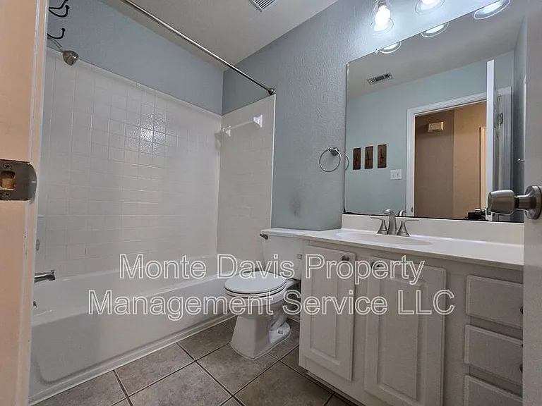 14309 Ballycastle Trl — Photo 28