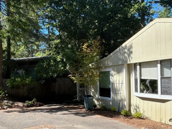 238 Horseshoe Bnd, Florence, OR 97439