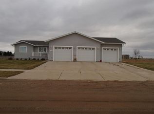 402 N State St, Groton, SD 57445