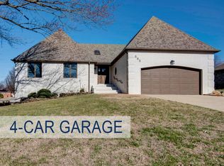 805 W Briarwood Lane, Nixa, MO 65714