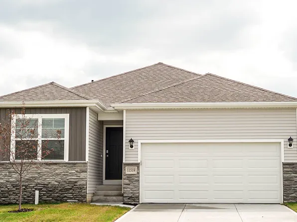 11861 S 114th Ave, Papillion, NE 68046