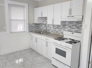 1518 Pembroke St #2L, Bridgeport, CT 06608