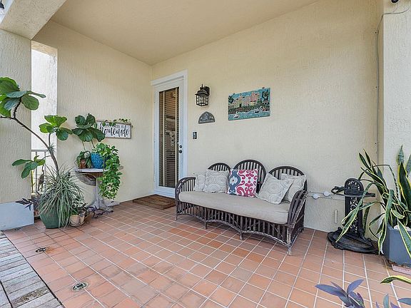 5th image of 1504 SW 23rd Street #1504