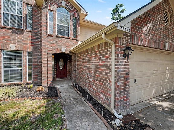 3rd image of 26974 Crown Haven Dr