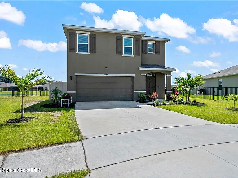 1927 Sloan Ct — Photo 22
