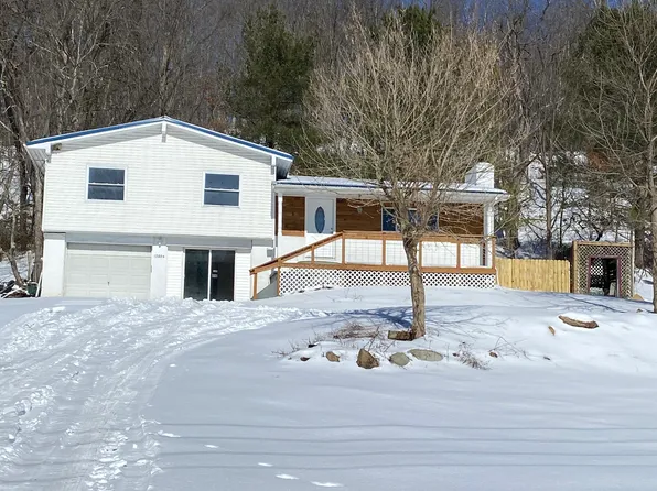 (undisclosed Address), Athens, OH 45701