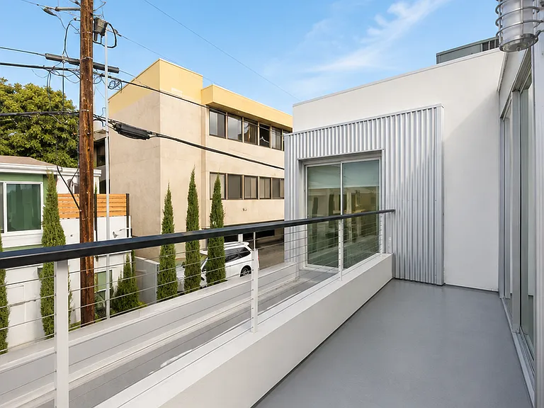7339 Fay Ave — Photo 18