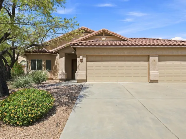 8005 N Iron Ridge Dr, Tucson, AZ 85743
