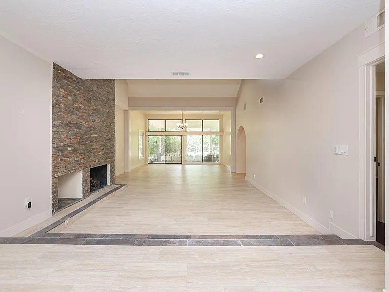 44 Indian Clover Dr — Photo 6