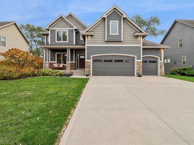 8410 Parkside Cir, West Des Moines, IA, 50266