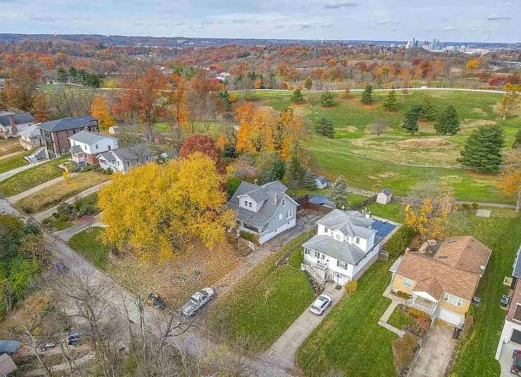 29 Dale Ave photo 1