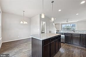 5th image of 105 Poinsettia Way