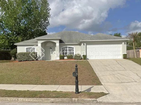 221 Heronwood Cir, Deltona, FL 32725