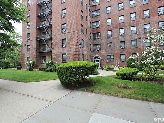 2nd image of 25-12 Union St Unit 2B