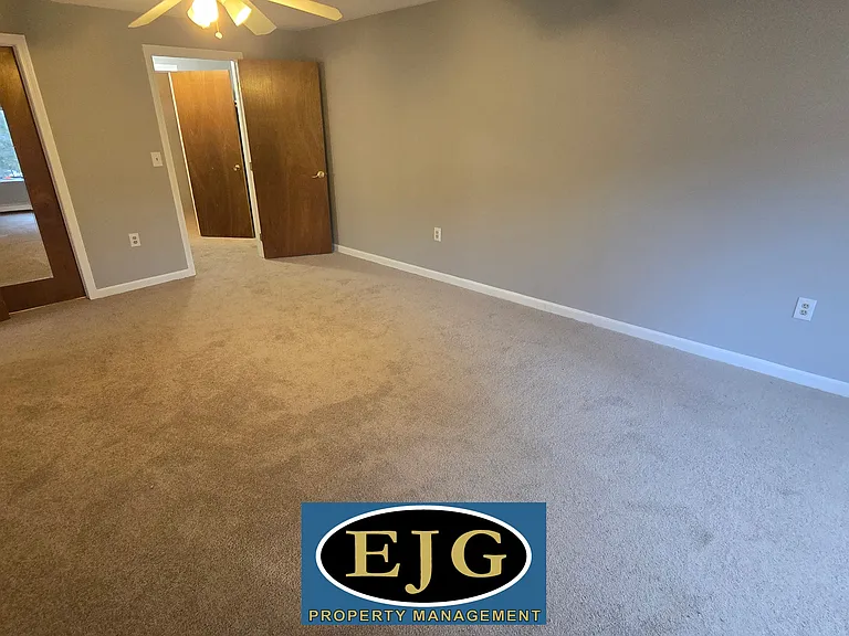 43 Indian Rock Rd — Photo 16