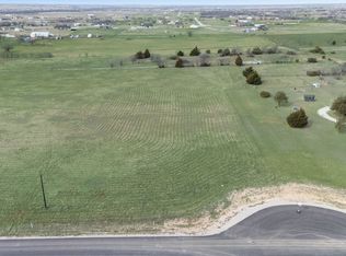 165 Quail Run Ct, Decatur, TX 76234