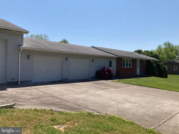 295 Old Stone House Rd S #S, Mechanicsburg, PA 17055