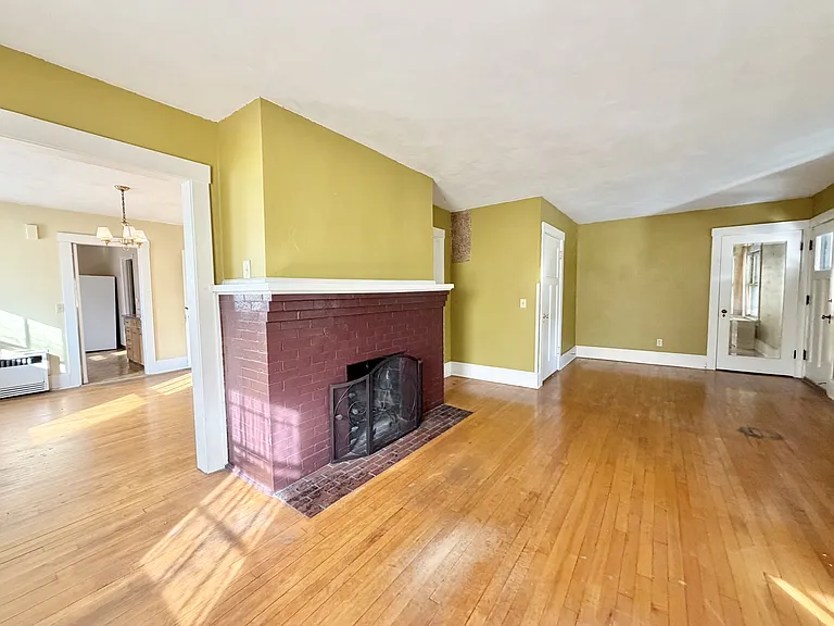 715 Bushnell St #2 — Photo 4