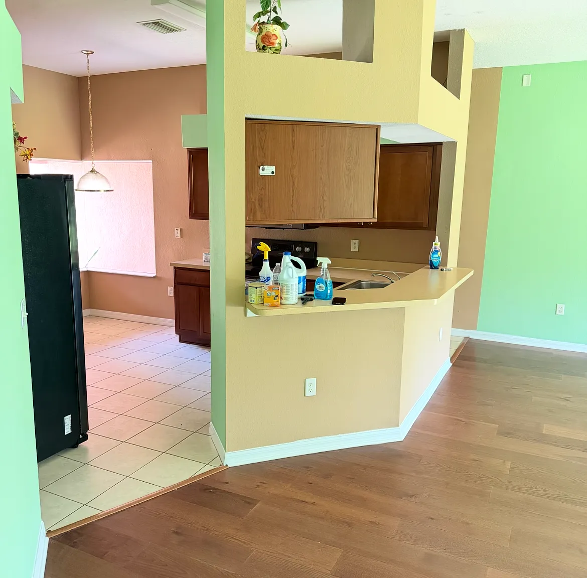 4 bed, 1544 sqft, $2,000 — Photo 2