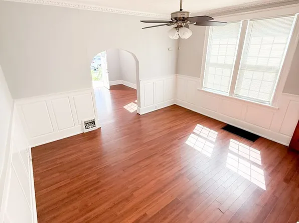 4250 Bates St, Saint Louis, MO 63116