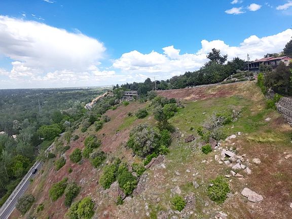 5th image of E Stone Point Dr