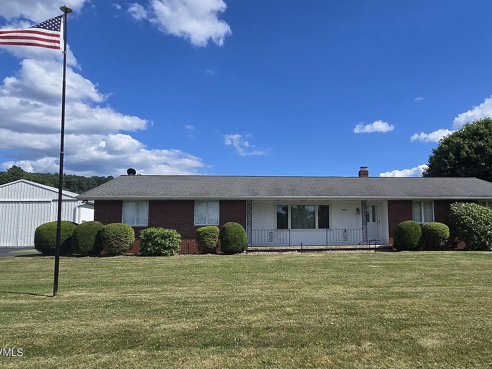 1st image of 215 W Kline Rd