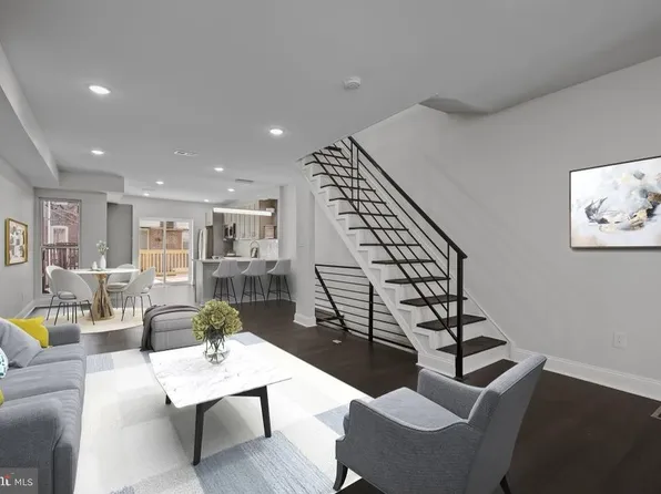6012 Cedarhurst St, Philadelphia, PA 19143