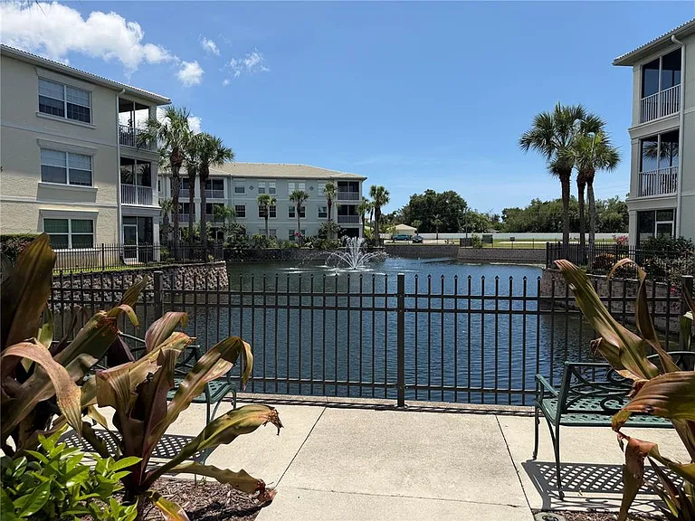 600 Gardens Edge Dr #633 — Photo 43