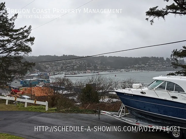 912 SW Bay View Ln — Photo 14