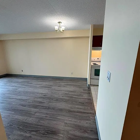 150 Park St W #2706 — Photo 20
