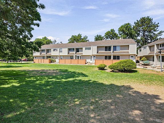 2nd image of 4268 E Maplewood Way