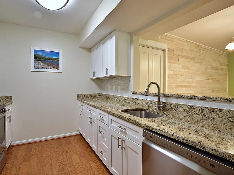 13573 Orchard Dr — Photo 7